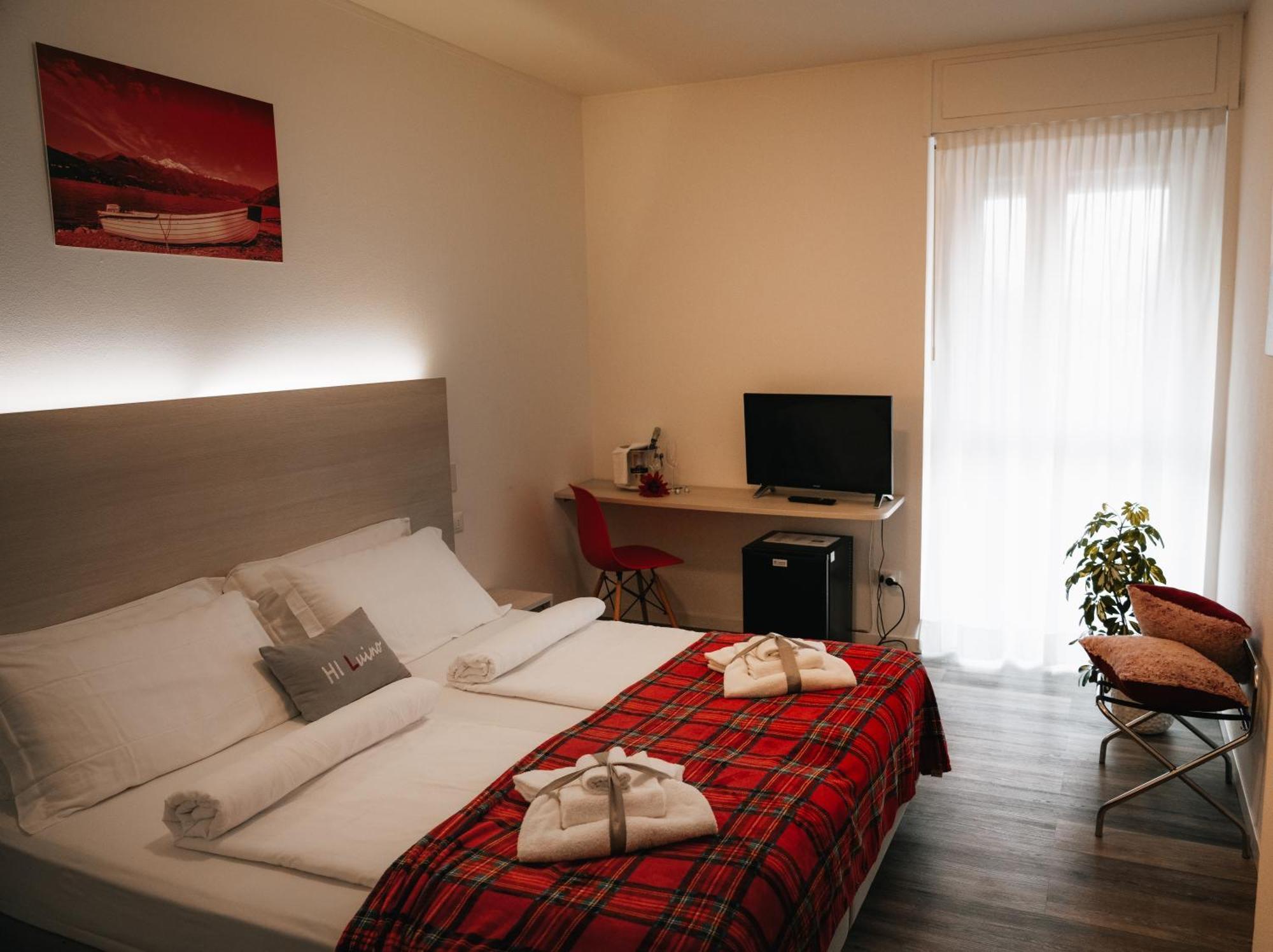 Hotel Internazionale ルイーノ エクステリア 写真