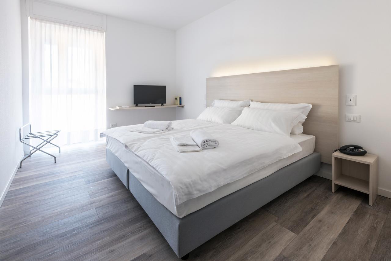 Hotel Internazionale ルイーノ エクステリア 写真