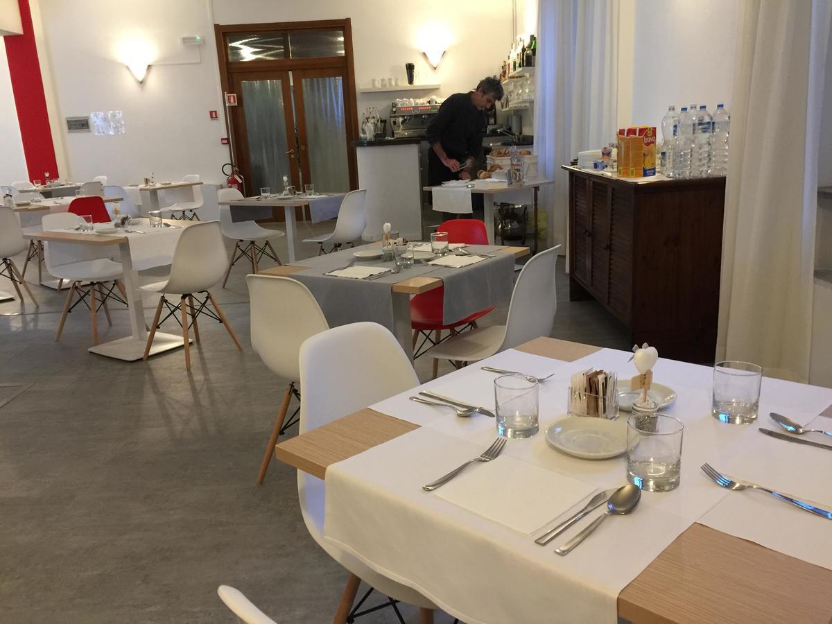 Hotel Internazionale ルイーノ エクステリア 写真
